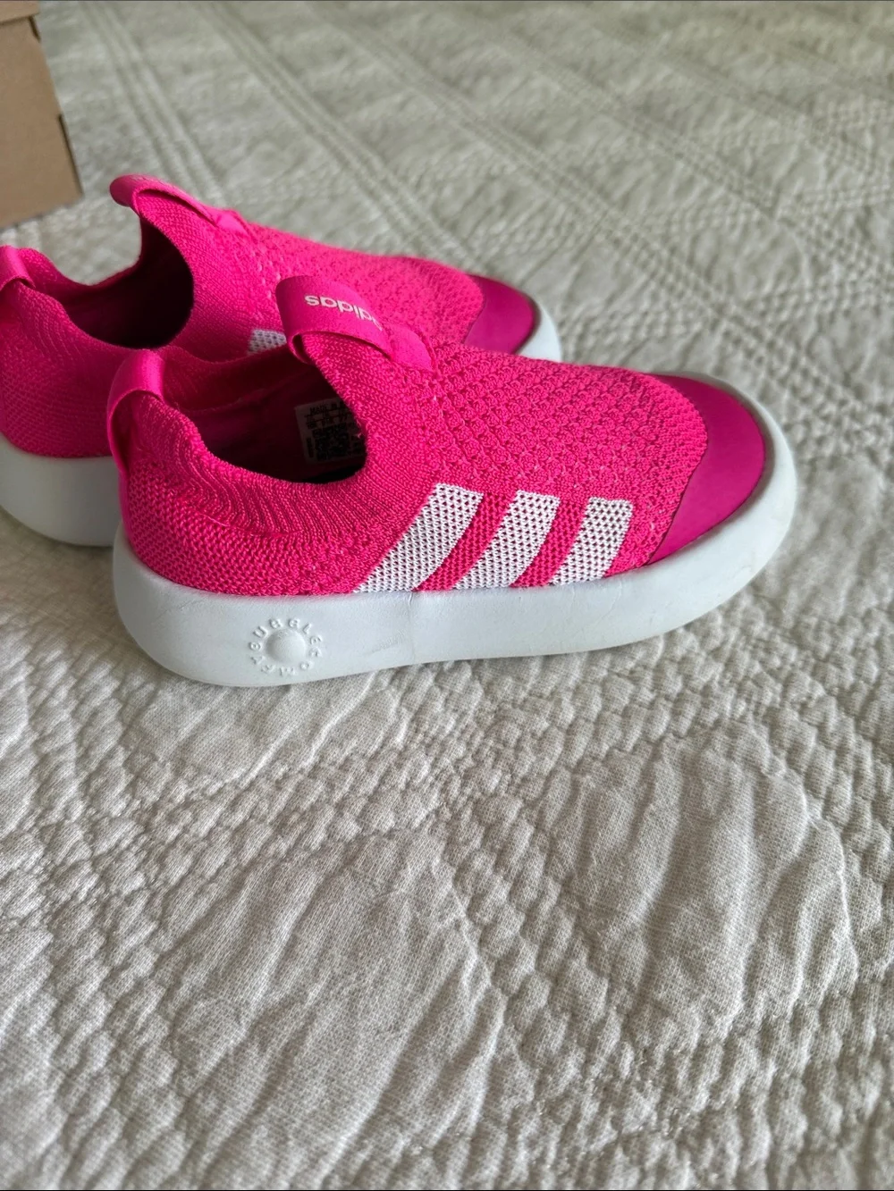 adidas lightweight slip